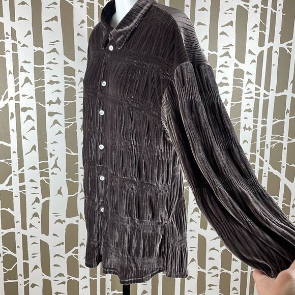 Shirred Velour Button Front Top Cocoa Brown M - Picture 11 of 12